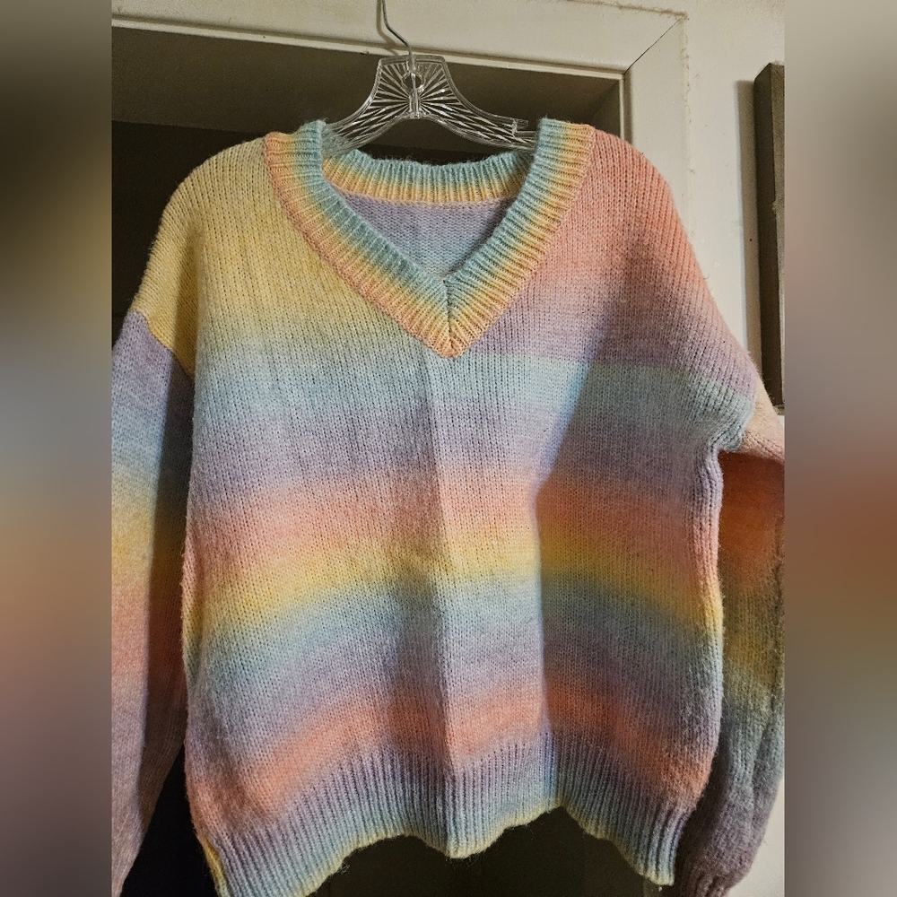 Women's sweater
